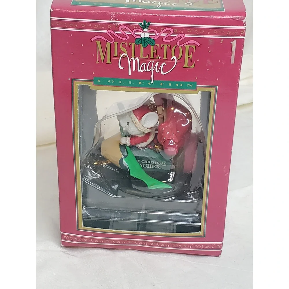 Mistletoe Magic Merry Christmas‎ Teacher Mouse on Pencil Ornament WM81213 NEW